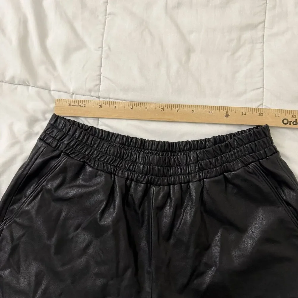 Amanda Uprichard Shorts Medium Black Faux Leather Pull On Elastic Waist Soft - Picture 7 of 7